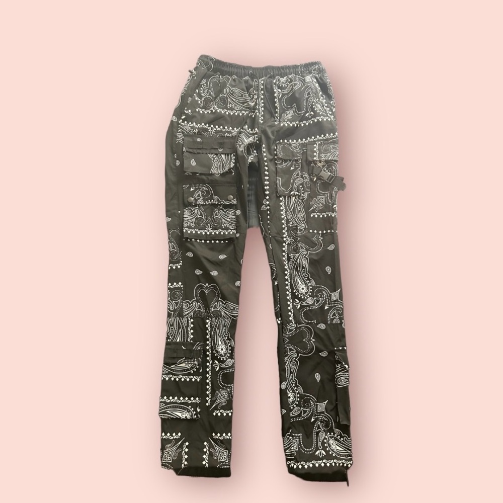 (Retail $40) Men American Stitch Paisley Cargo Pants (size L)